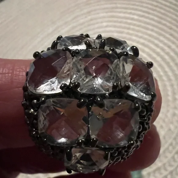 Vintage Rare Kenneth Jay Lane Elegant Statement Cocktail Crystal Ring - Picture 6 of 9